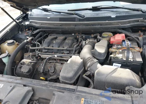 2013 Lincoln Mkt Livery from USA, damaged, VIN 2LMHJ5NK8DBL58619